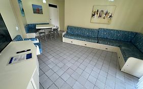 Apto Beira Mar - Pe Na Areia Martim De Sa